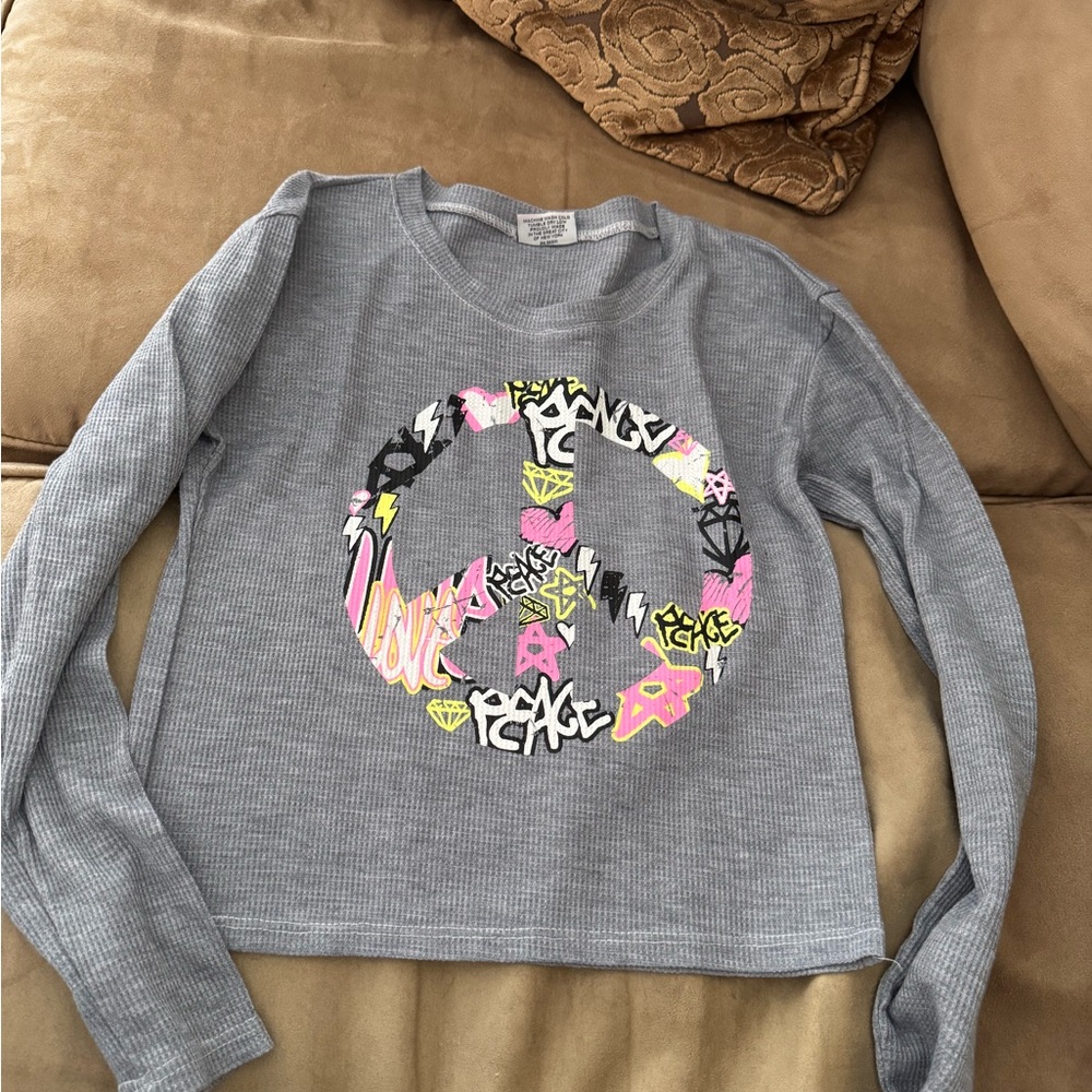 Gray Peace Sign Long Sleeve Tee